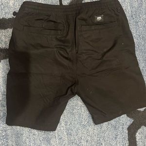 Vans men’s Range 18” black shorts